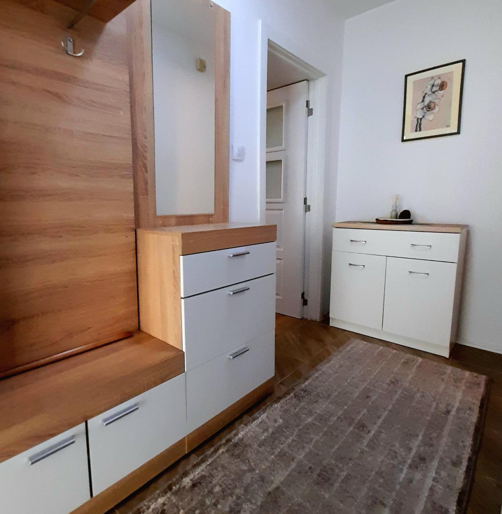Central Modern Apt With Garden Струга Екстер'єр фото